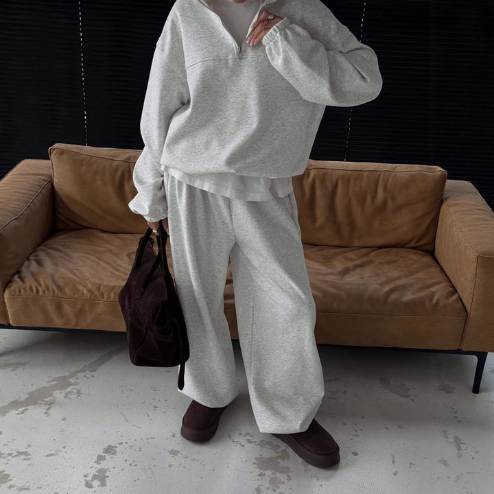 Kvinno avslappnad hoodie med halv dragkedja och vida ben Mirla-Eva Jonsson