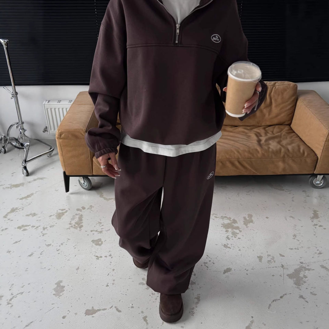 Kvinno avslappnad hoodie med halv dragkedja och vida ben Mirla-Eva Jonsson