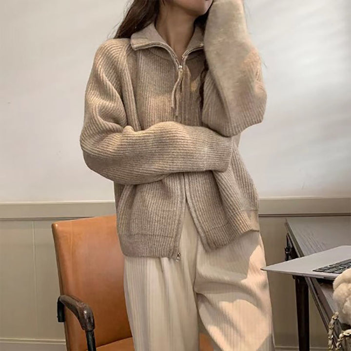 Kvinno cardigan med asymmetrisk dragkedja Mirla-Eva Jonsson