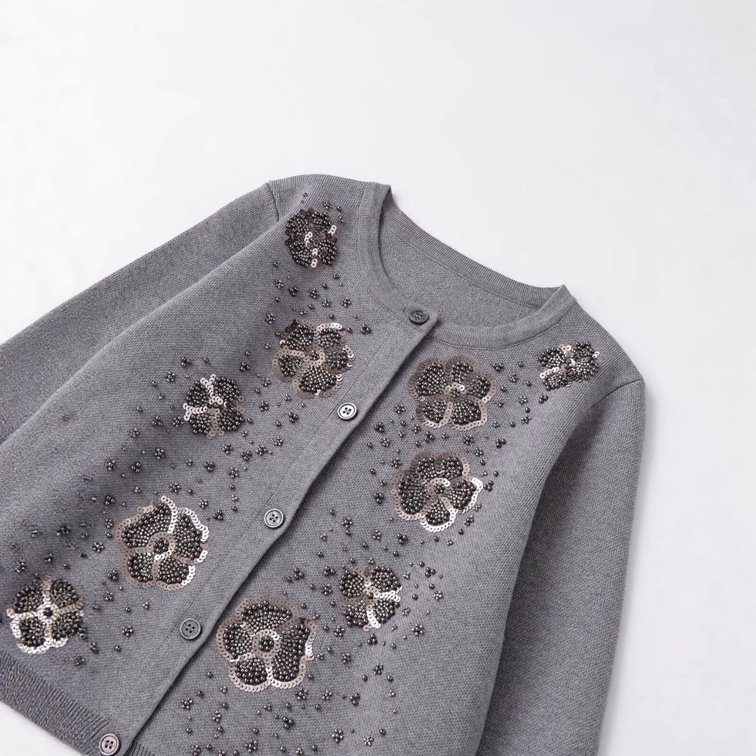 Kvinno cardigan med glittrande blomdetaljer Mirla-Eva Jonsson