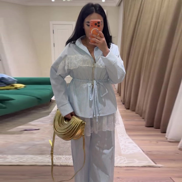 Kvinno casual-elegant set med volangdetaljer och hög midja Mirla-Eva Jonsson