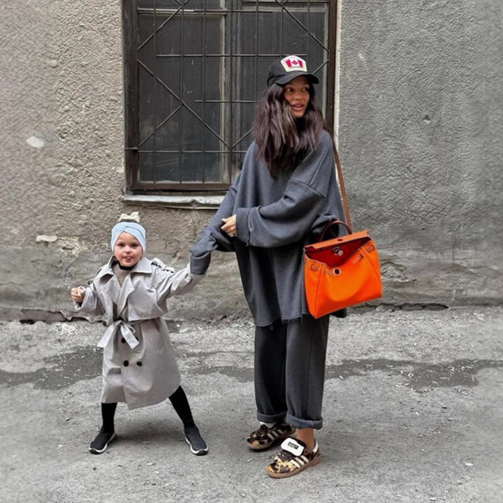 Kvinno casual oversized sweat set med fransade kanter Mirla-Eva Jonsson
