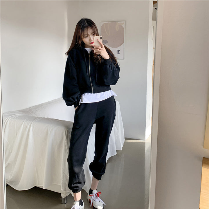 Kvinno casual träningsoverall set med bomberjacka och slim-fit byxor Mirla-Eva Jonsson