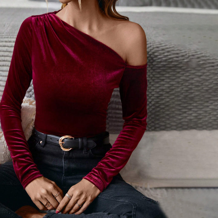 Kvinno elegant enaxlad bodysuit gjort av sammet Mirla-Eva Jonsson