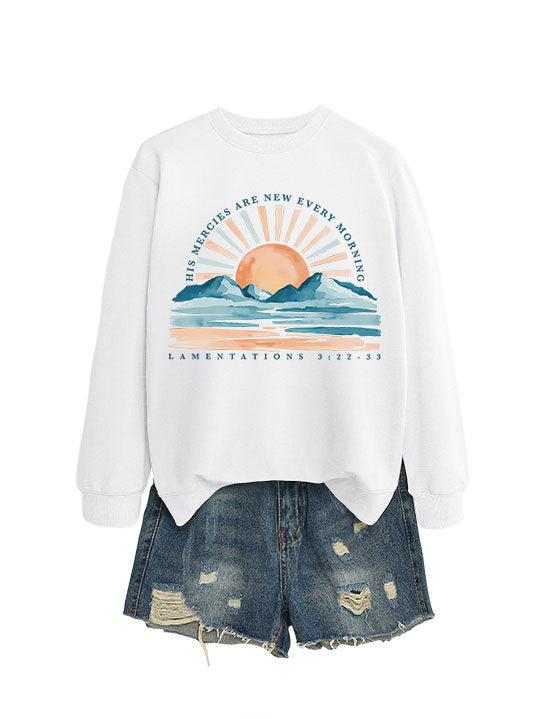 Kvinno sweatshirt med inspirerande soluppgångsdesign och avslappnad passform Mirla-Eva Jonsson