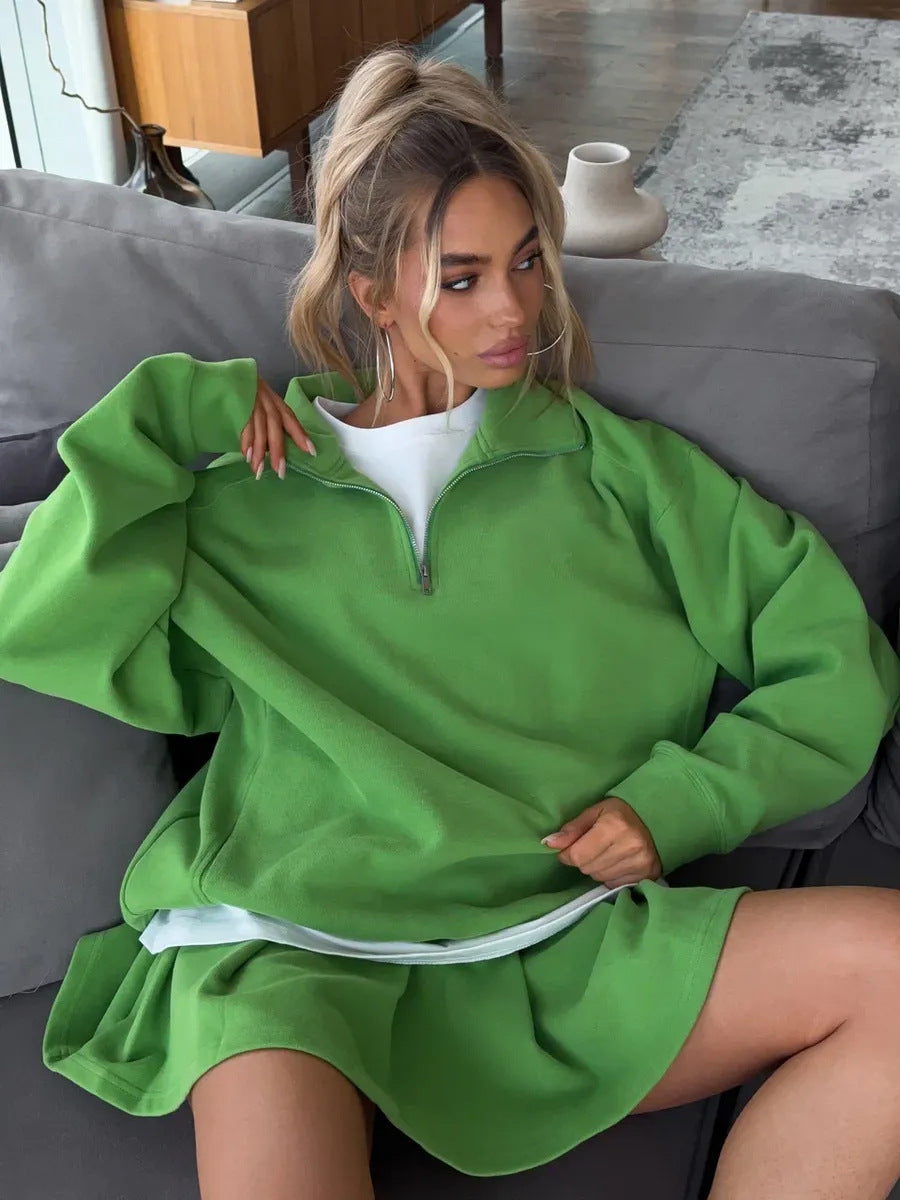 Kvinno sweatshirt med kort dragkedja och lös passform Mirla-Eva Jonsson