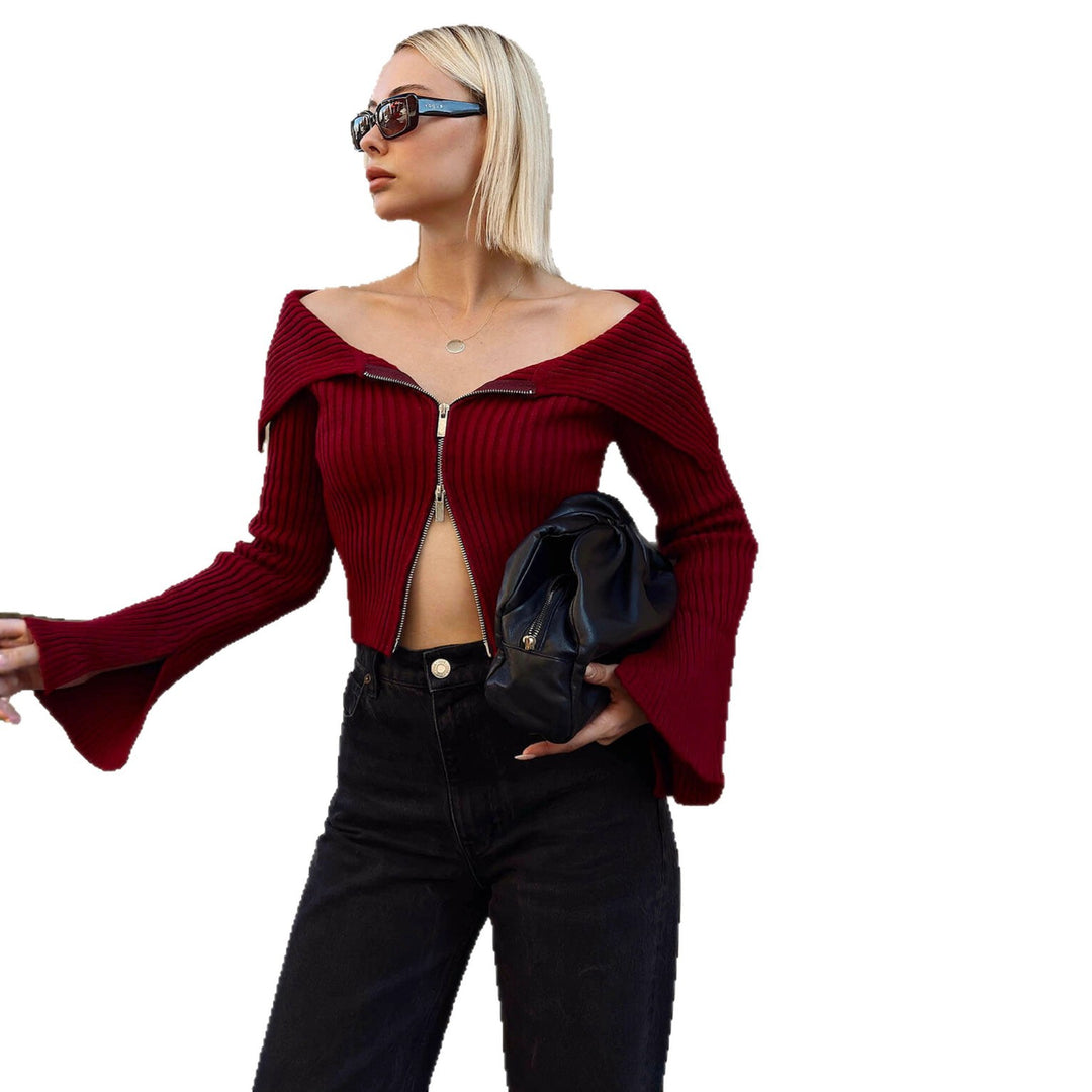 Kvinnohoodie med bred ärmdesign och dragkedja Mirla-Eva Jonsson