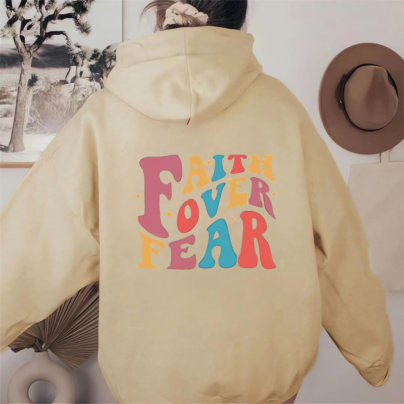 Kvinnohoodie med kreativ text och mjukt innerfleece Mirla-Eva Jonsson