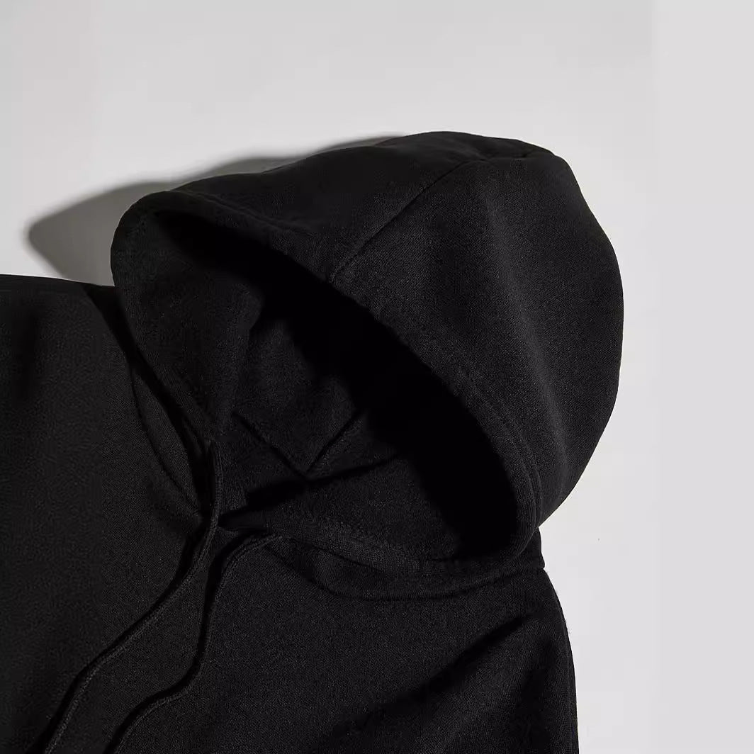 Kvinnohoodie med motiverande text Mirla-Eva Jonsson