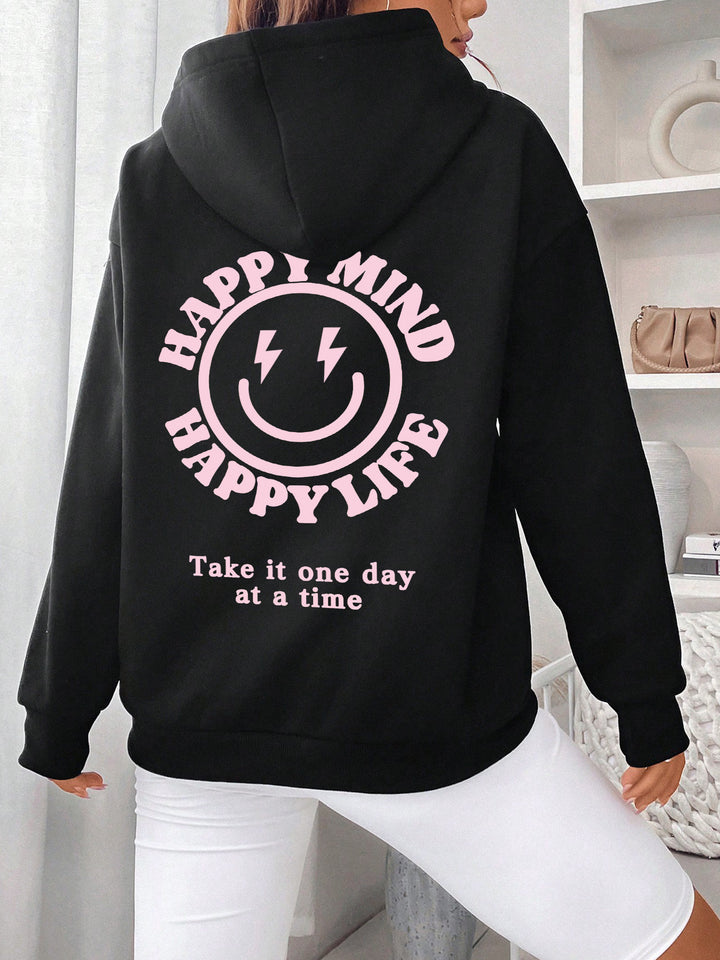 Kvinnohoodie med motiverande text Mirla-Eva Jonsson