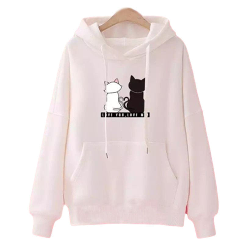 Kvinnohoodie med söt kattdesign och avslappnad passform Mirla-Eva Jonsson
