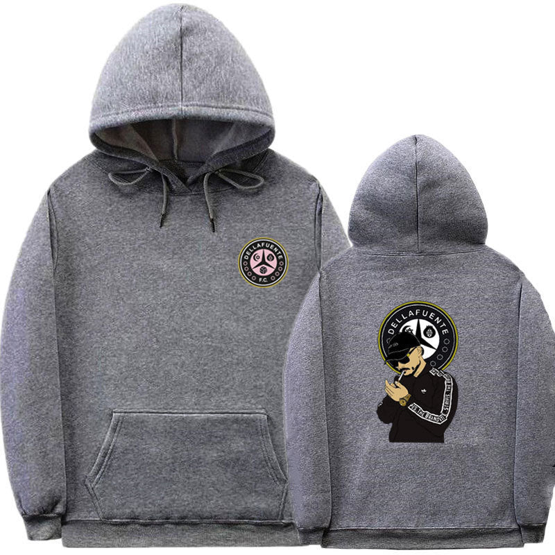 Kvinnohoodie med unikt mönster och bekväm passform Mirla-Eva Jonsson