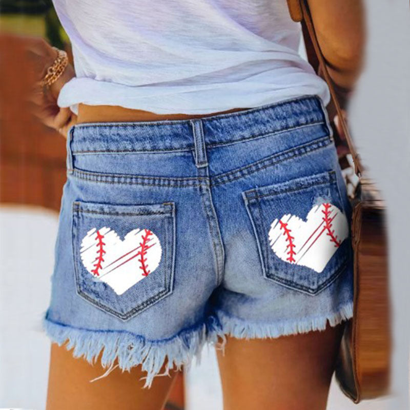 Kvinnojeansshorts med fransad nederkant och avslappnad förstörd look Mirla-Eva Jonsson