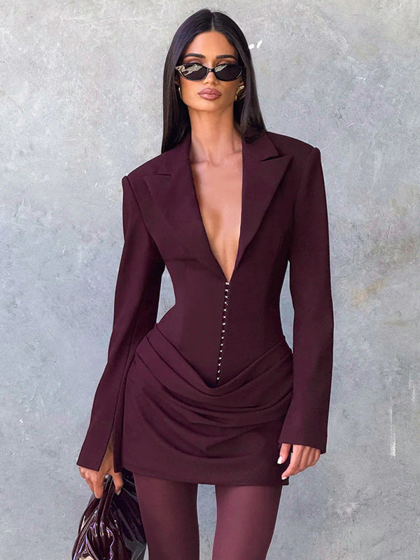 Kvinnor Blazer-miniklänning med djup V-ringning och elegant silhuett Mirla-Eva Jonsson