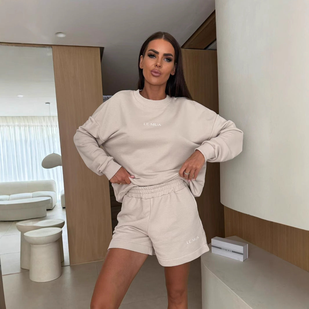 Kvinnor Casual Cut Sweatshirt och Shorts Set Mirla-Eva Jonsson