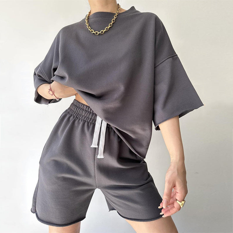 Kvinnor Casual Oversized Fritidsset med Kortärmad Topp och Lösa Shortsen Mirla-Eva Jonsson