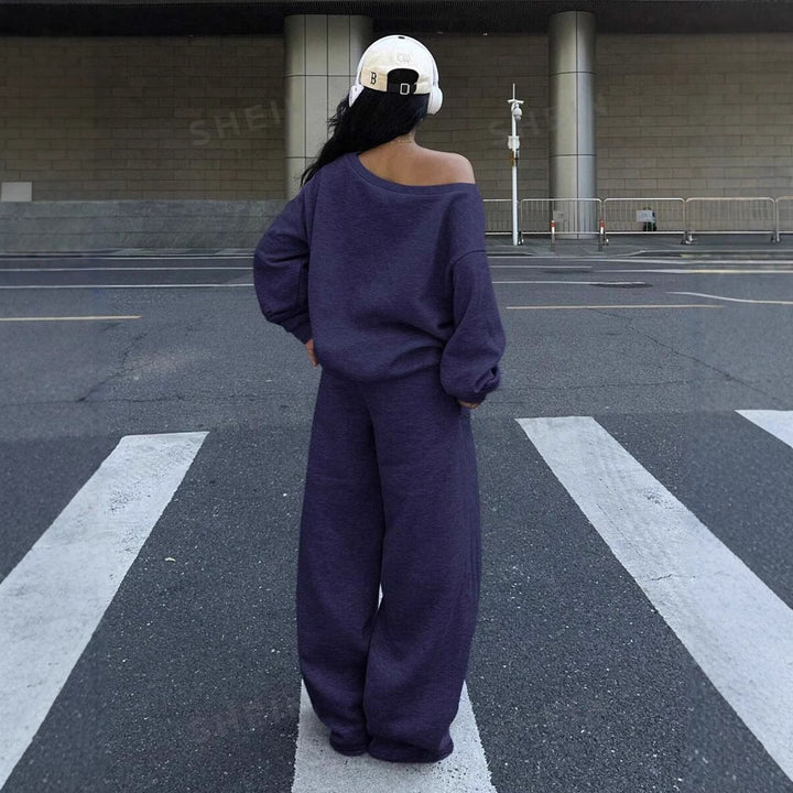 Kvinnor Casual Oversized Sweatshirt med Extra Bred Skärning Mirla-Eva Jonsson