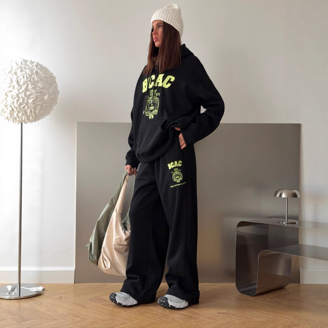 Kvinnor Casual Oversized Tröja och Löst Passande Joggingbyxor Set Mirla-Eva Jonsson