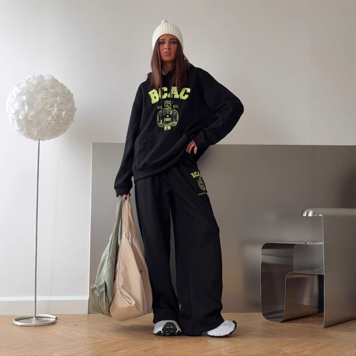 Kvinnor Casual Oversized Tröja och Löst Passande Joggingbyxor Set Mirla-Eva Jonsson
