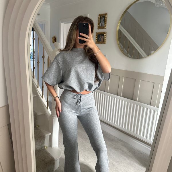 Kvinnor Casual Stickad Lounge Set med Löst Passform och Eleganta Detaljer-Eva Jonsson