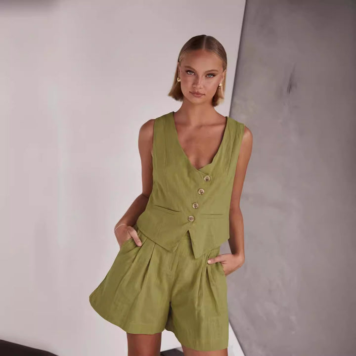 Kvinnor Casual Tvådelat med Kortärmad Blus och Shorts Mirla-Eva Jonsson