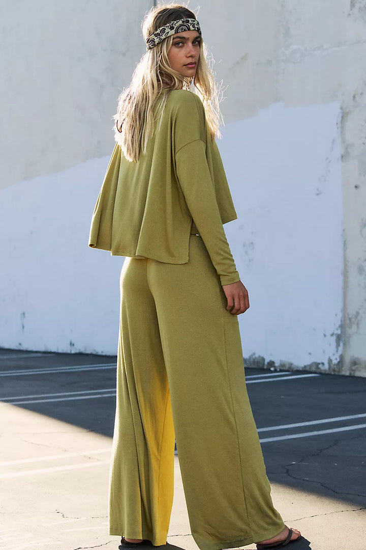 Kvinnor Casual Twinset bestående av lös topp och vida byxor Mirla-Eva Jonsson