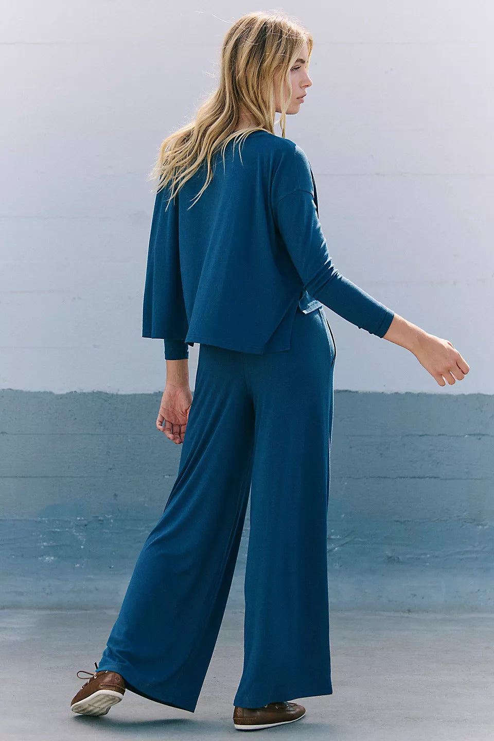 Kvinnor Casual Twinset bestående av lös topp och vida byxor Mirla-Eva Jonsson