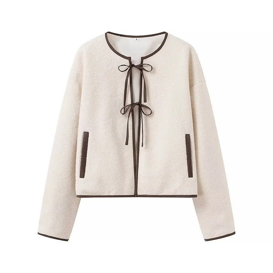 Kvinnor Cozy Fleece Jacka med Båge Accent och Praktiska Fickor Mirla-Eva Jonsson