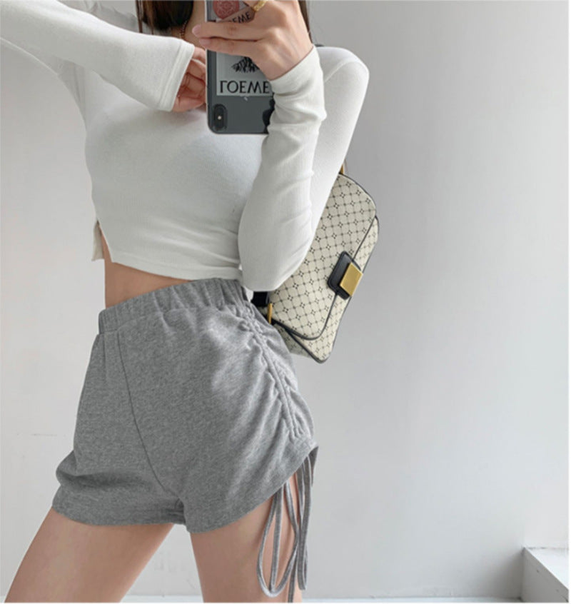 Kvinnor Cropped Långärmad Skjorta med Moderna Ribbad Detaljer-Eva Jonsson