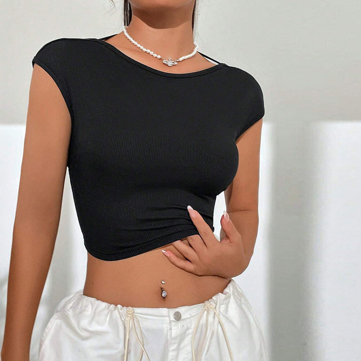 Kvinnor Cropped T-Shirt med harmonisk ribbdesign och trendig rund hals Mirla-Eva Jonsson