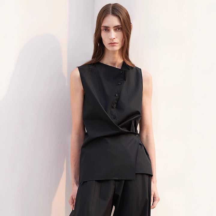 Kvinnor Elegant Ärmlös Skjorta med Asymmetrisk Snitt Mirla-Eva Jonsson