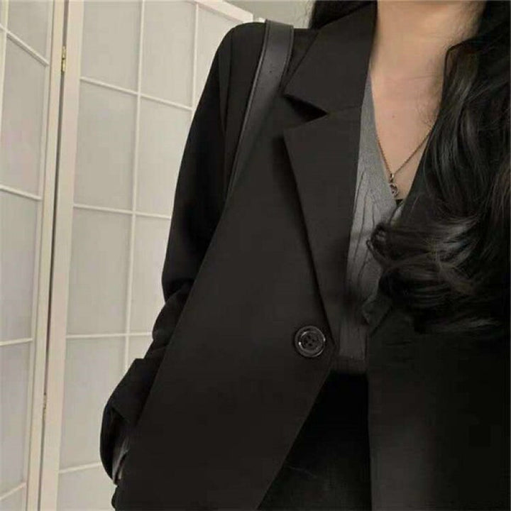 Kvinnor Elegant Blazer med Två-Knappar Stängning och Lös Passform Mirla-Eva Jonsson