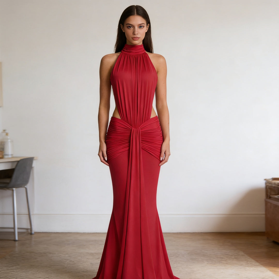Kvinnor Elegant Draperat Evening Dress med djup ryggöppning och figurnära snitt Mirla-Eva Jonsson