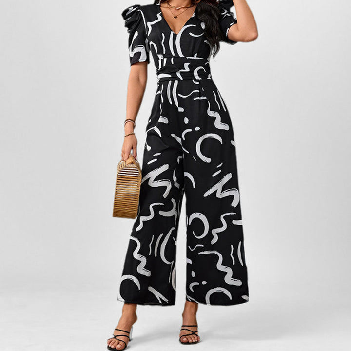 Kvinnor Elegant Jumpsuit med Stilren Grafisk Mönster Mirla-Eva Jonsson