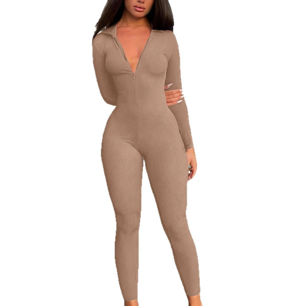 Kvinnor Elegant Jumpsuit med V-ringning och lång ärm Mirla-Eva Jonsson