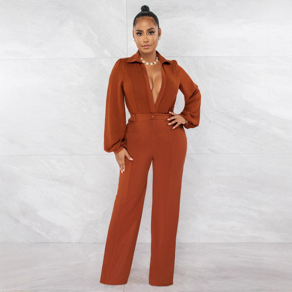 Kvinnor Elegant Jumpsuit med djup V-ringning och vid ben Mirla-Eva Jonsson