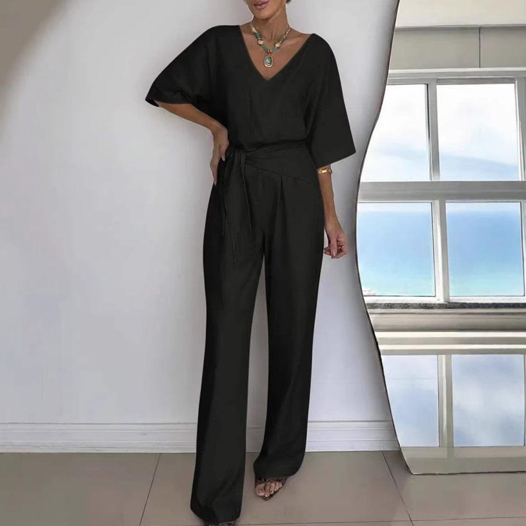 Kvinnor Elegant Jumpsuit med skräddarskuren passform och omslagsskydd Mirla-Eva Jonsson