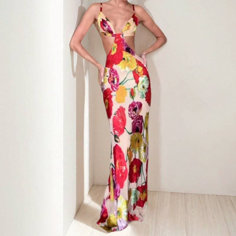 Kvinnor Elegant Maxi Klänning med Blommig Skärning och Utdraget Design Mirla-Eva Jonsson