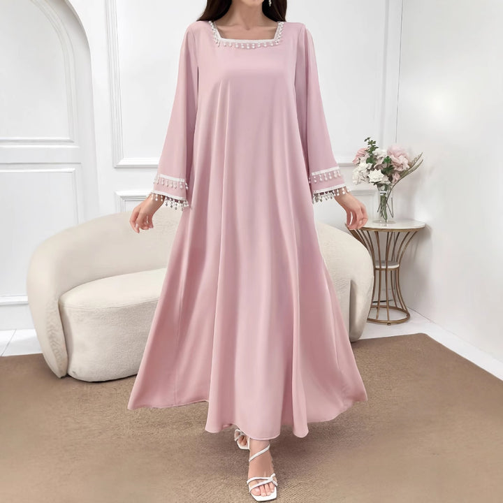 Kvinnor Elegant Maxi Klänning med Dekorativa Fransar och Breda Ärmar-Eva Jonsson