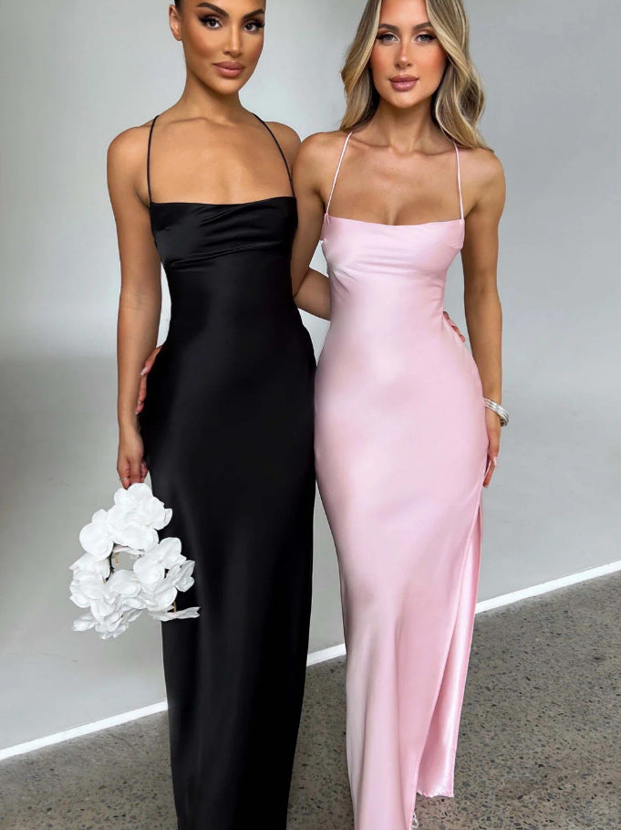 Kvinnor Elegant Maxi Klänning med Hög Slits och Smal Rem Design Mirla-Eva Jonsson