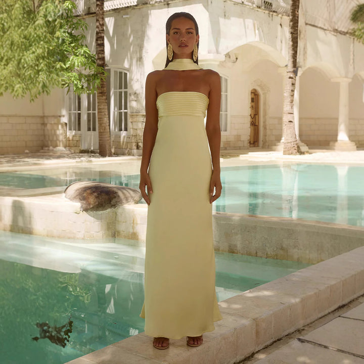 Kvinnor Elegant Maxi Klänning med Off-Shoulder Design och Slim Top-Eva Jonsson