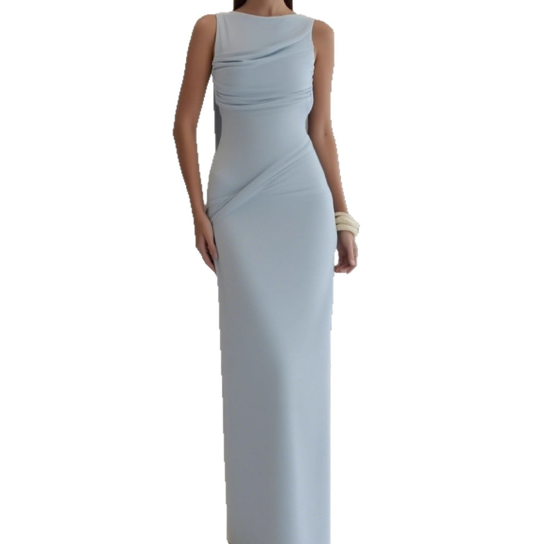 Kvinnor Elegant Maxi-klänning med sofistikerad drapering och asymmetrisk skärning Mirla-Eva Jonsson