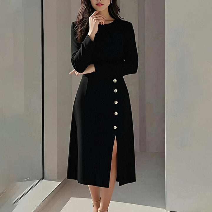 Kvinnor Elegant Midi Klänning med Knapp Detalj och Sido Slits Mirla-Eva Jonsson