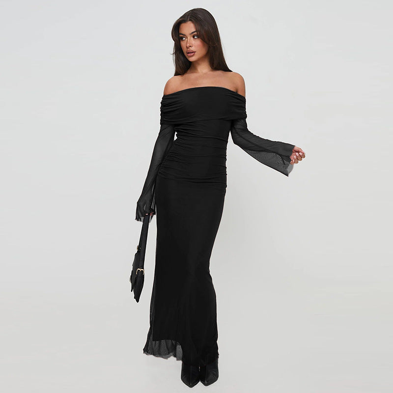Kvinnor Elegant Off-Shoulder Maxi Klänning med Sofistikerad Ruffle Design Mirla-Eva Jonsson