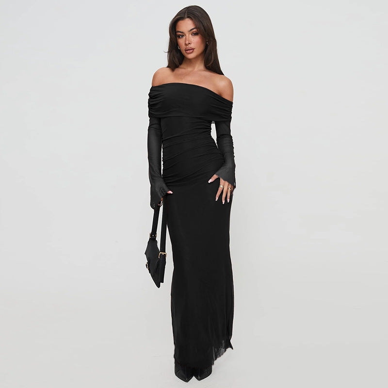 Kvinnor Elegant Off-Shoulder Maxi Klänning med Sofistikerad Ruffle Design Mirla-Eva Jonsson
