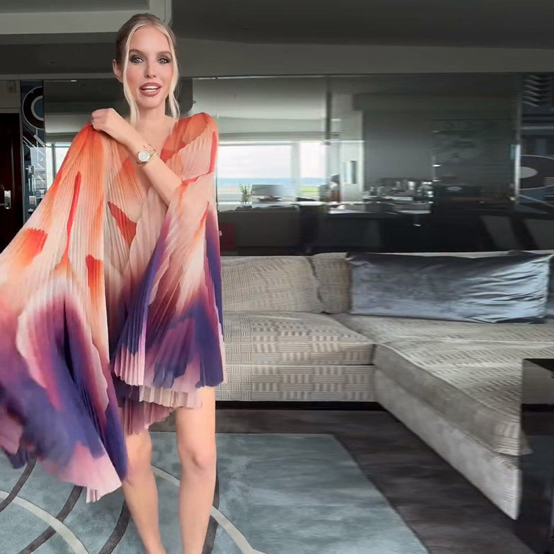 Kvinnor Elegant Plisserad Klänning med V-Urtavla och Vid Skärning Eva Jonsson-Eva Jonsson