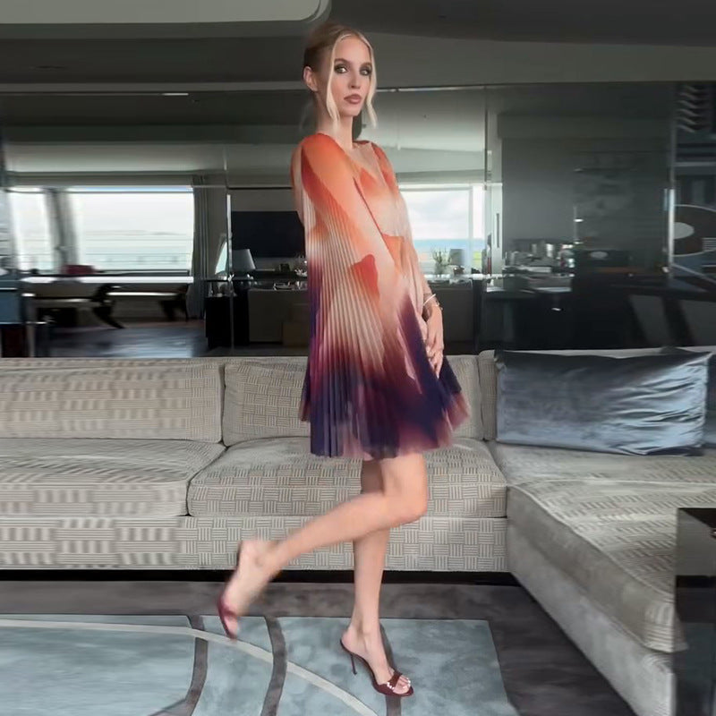 Kvinnor Elegant Plisserad Klänning med V-Urtavla och Vid Skärning Eva Jonsson-Eva Jonsson