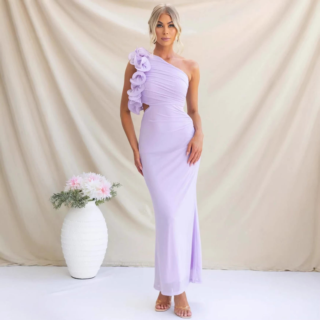 Kvinnor Elegant Ruffled Maxi Klänning med Off-Shoulder Design och Skräddarsydd Passform-Eva Jonsson