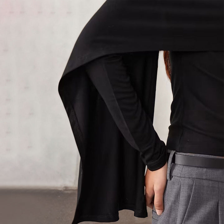 Kvinnor Elegant Topp med Asymmetrisk Design och Bredskurna Ärmar Mirla-Eva Jonsson