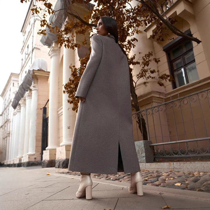 Kvinnor Elegant dubbelknäppt kappa med strukturerade detaljer Mirla-Eva Jonsson